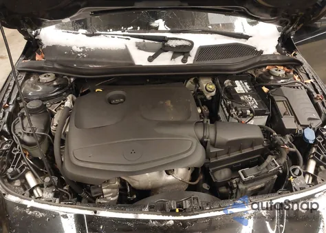 2018 Mercedes-Benz Cla 250 4Matic z USA, uszkodzony, nr VIN WDDSJ4GB9JN555351